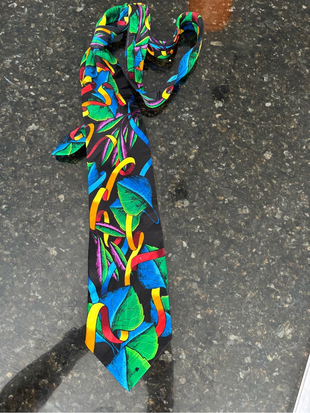 No boundaries mens colorful tie